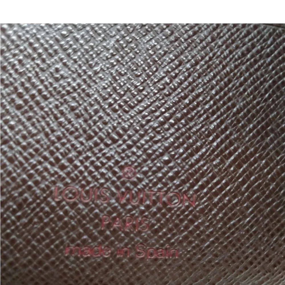 Louis Vuitton Portefeuille Marco Damier Unisex Wallet - Picture 5 of 9